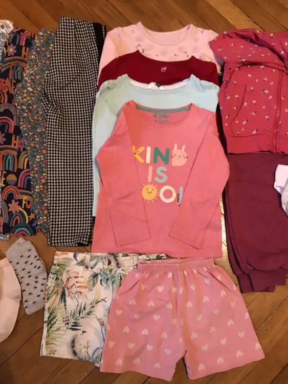 Вещи на девочку 98-116 рост