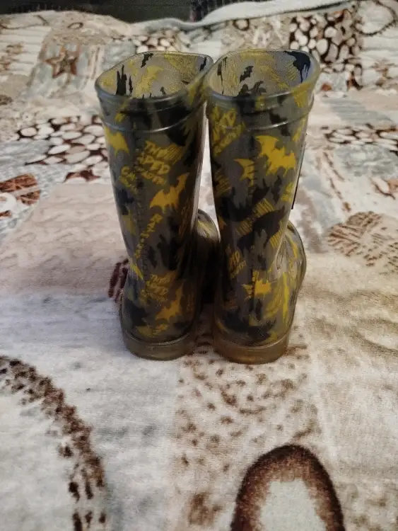 Сапоги резиновые,25 размер