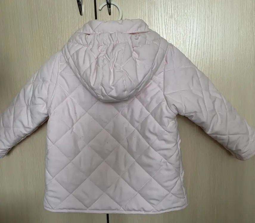 Куртка нежно розового цвета на 1-1,5 года