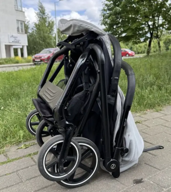 Прогулочная коляска Cybex eezy s+2