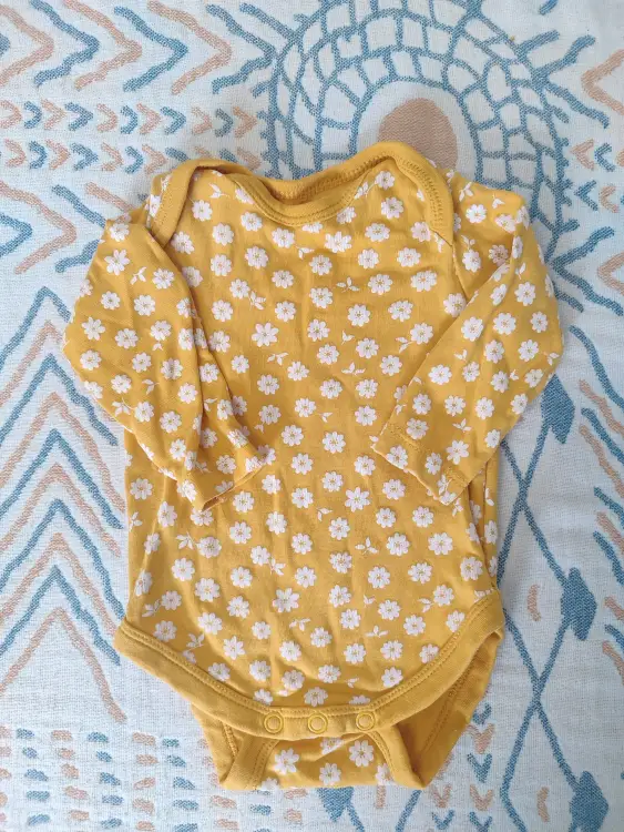 Лот бодиков 56 см для новорожденного