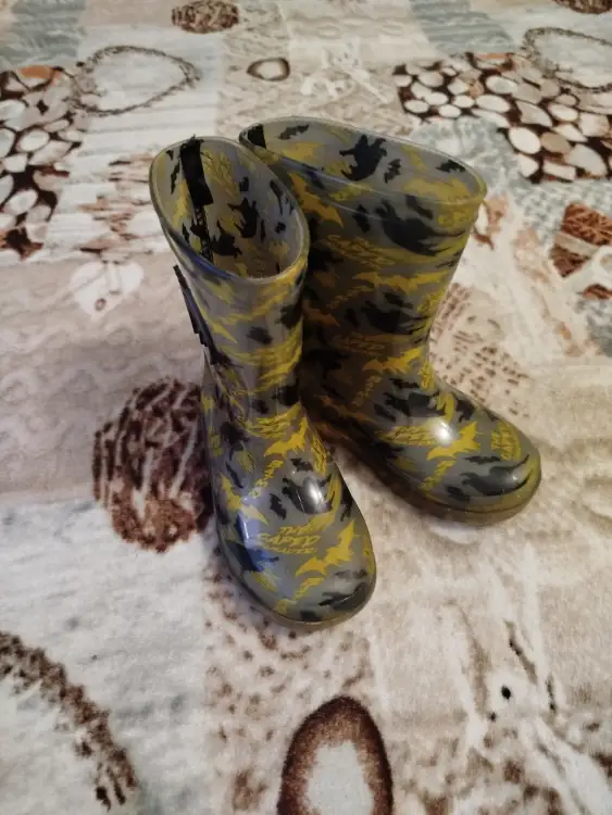 Сапоги резиновые,25 размер