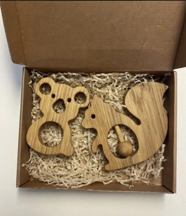 Набор деревянных игрушек ( грызунок и погремушка)