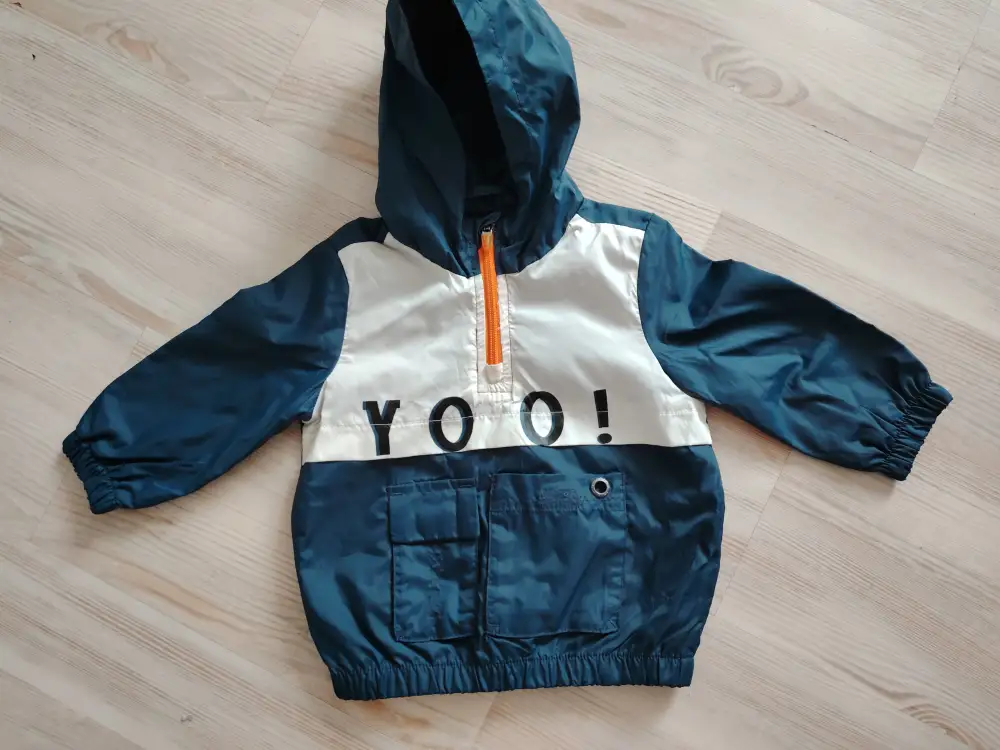 Курточки на 1- 1,5 года