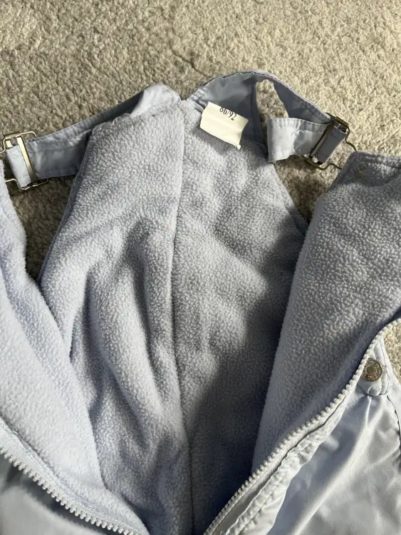 Полукомбинезон. Цвет нежно голубой!