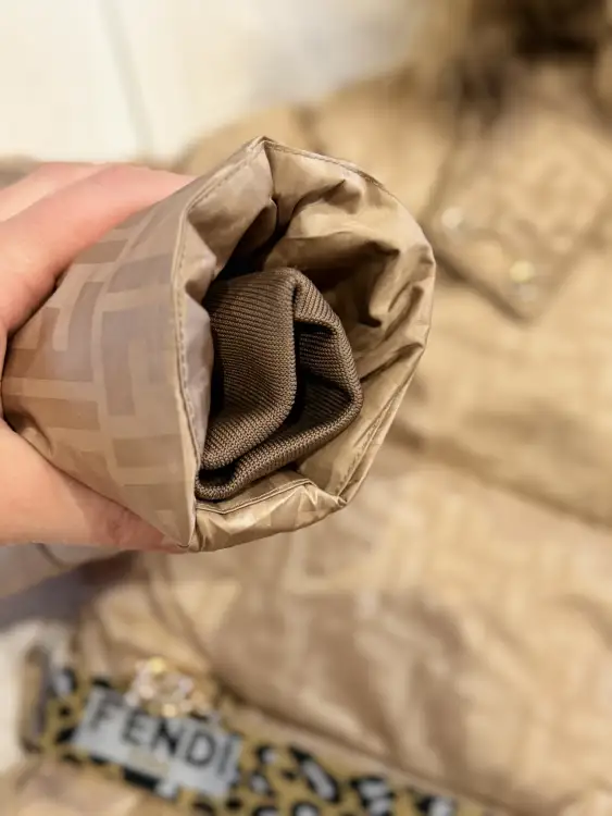 Куртка для девочки