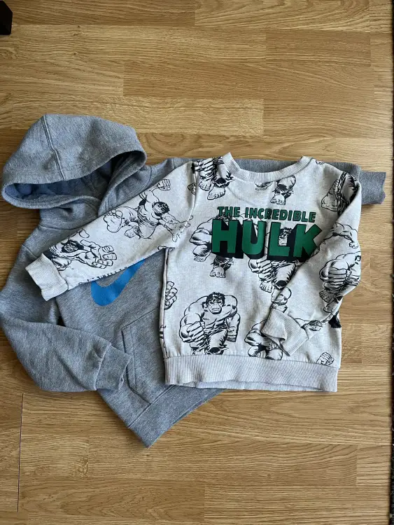 Фирменные свитшот и худи