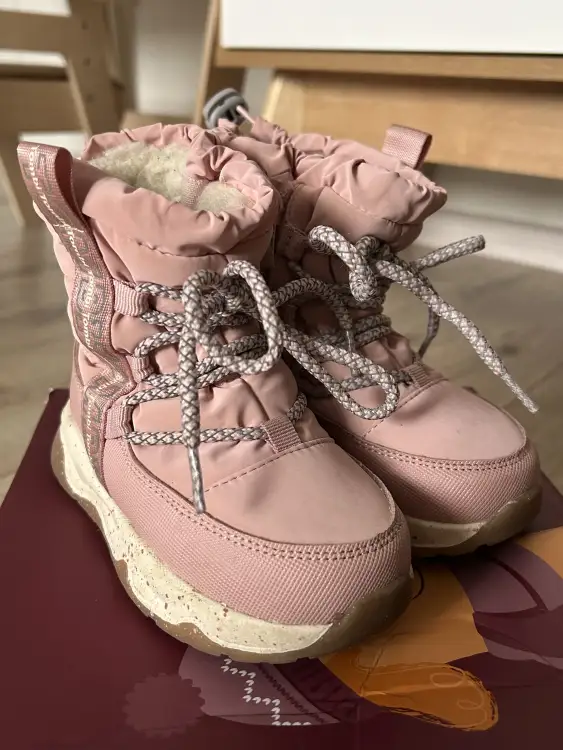 Сапожки зимние для девочки