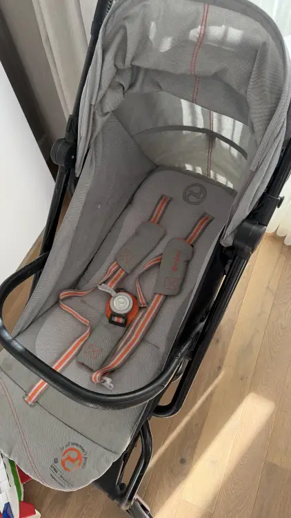 Прогулочная коляска Cybex eezy s+ 2