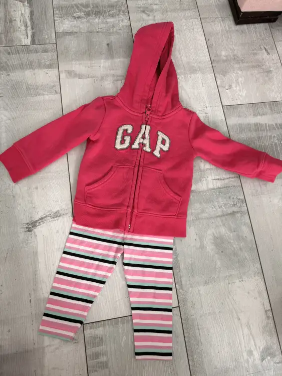 Зипка gap + леггинсы