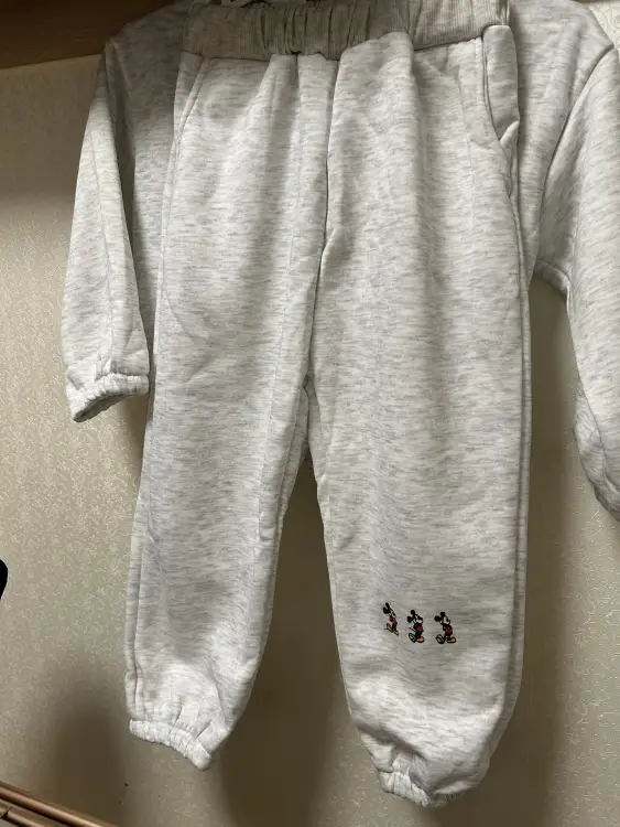 Костюм теплый новый размер 130