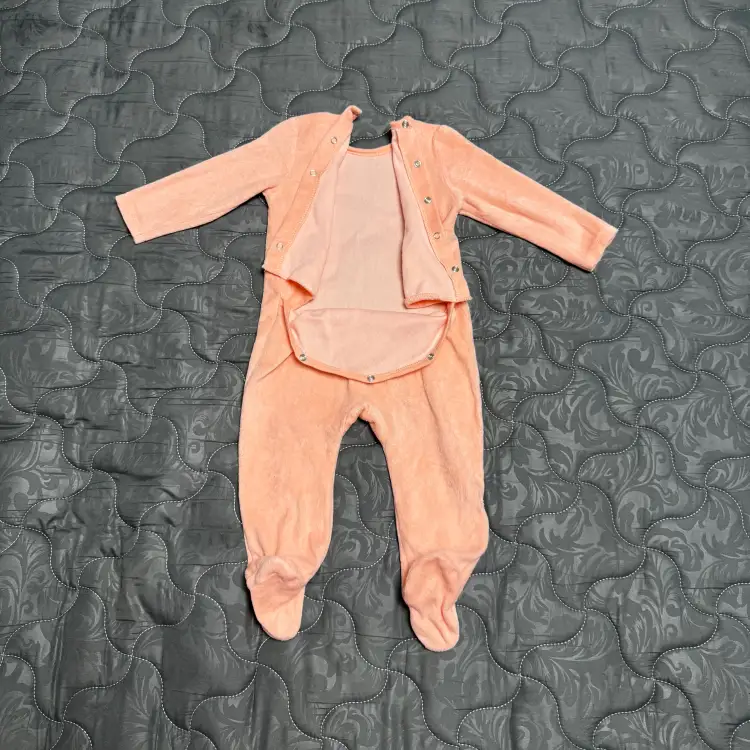 Слип-комбинезон для девочки 12 месяцев