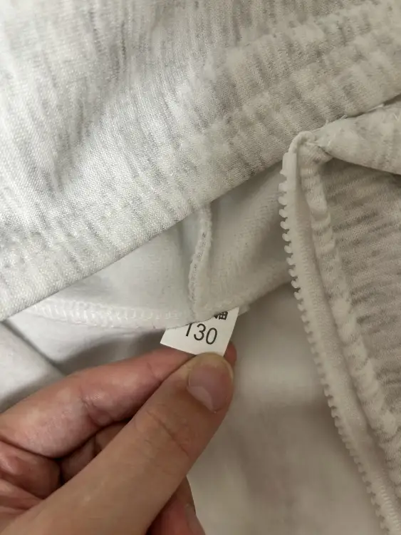 Костюм теплый новый размер 130