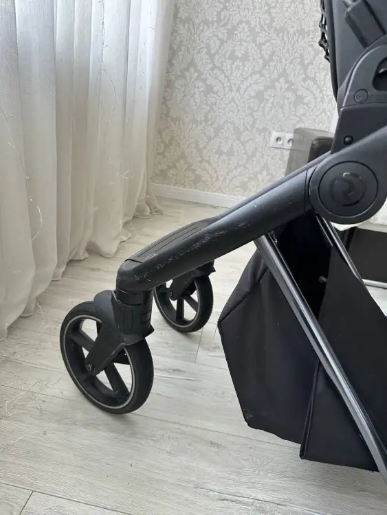 Детская коляска Roan Ivi Volcani