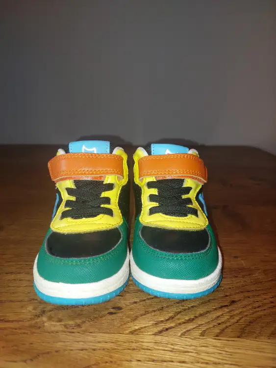 Кроссовки Котофей