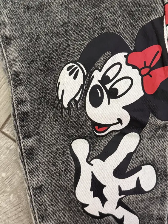 Новые джинсы