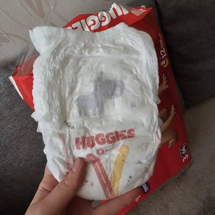 Подгузники-трусики Huggies