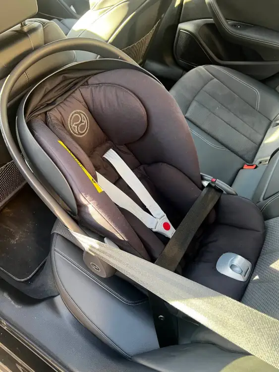 Автолюлька Cybex Cloud T I-size Plus