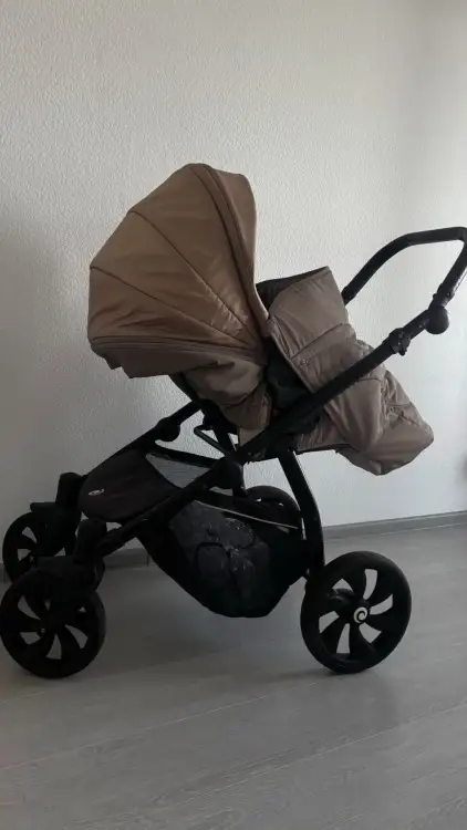 Коляска 3 в 1 , отличное состояние