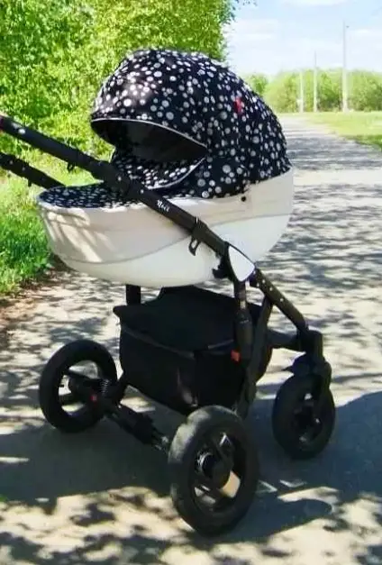 Коляска 2в1 в отличном состоянии