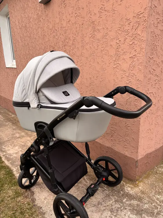 Коляска Adamex mobile air 2 в 1 в хорошем состоянии