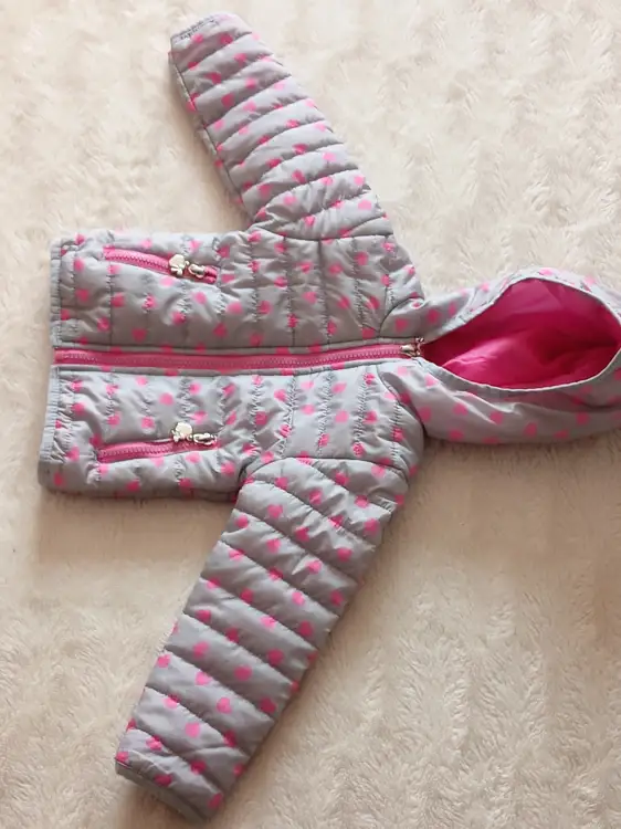 Курточка деми для девочки