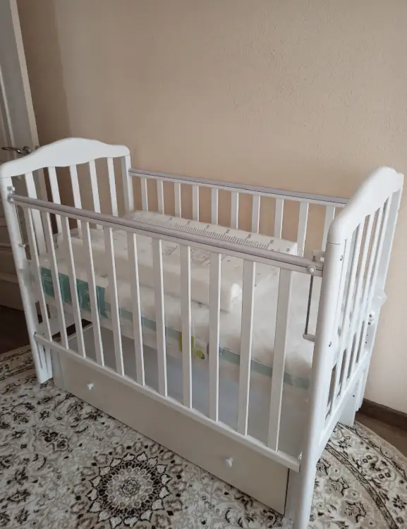 Кроватка Новая с матрасом