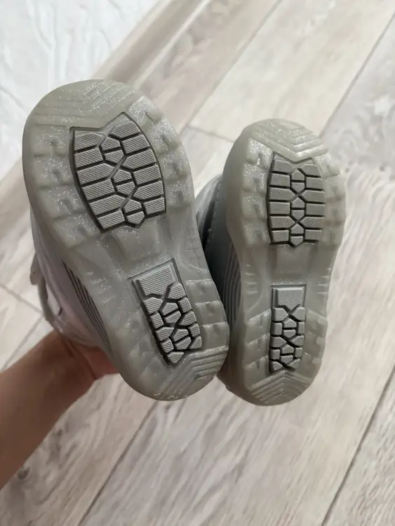 Сноубутсы (сапоги) зимние