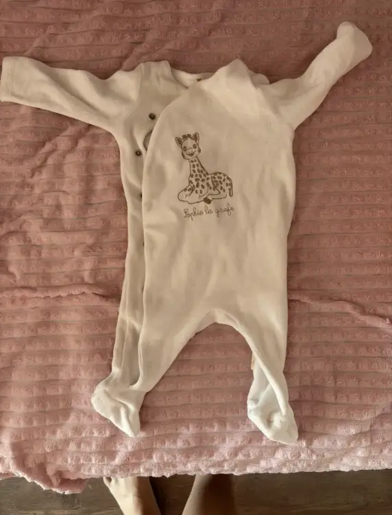 Одежда для малышей 0-3 мес в хорошем состоянии