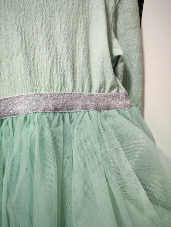 Платье нарядное