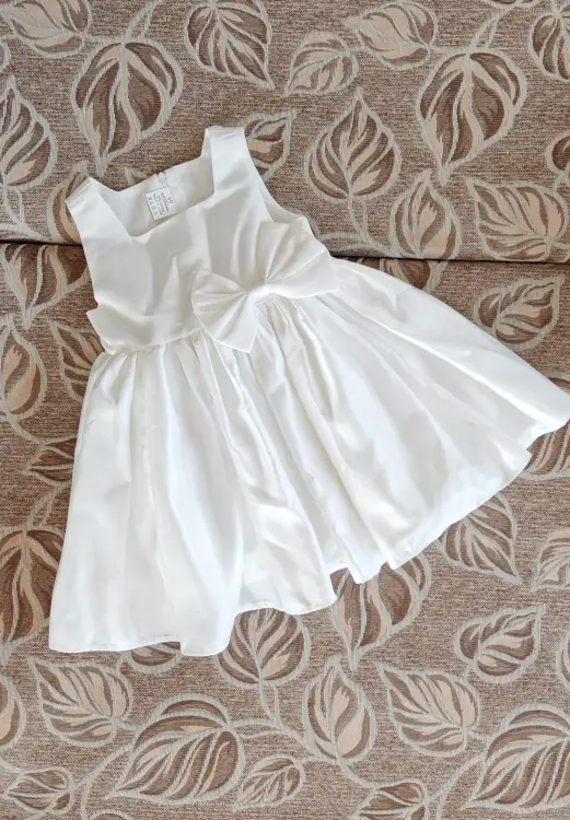 Нарядное платье новое