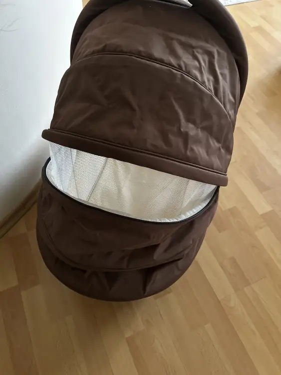 Коляска Zippy Tutis