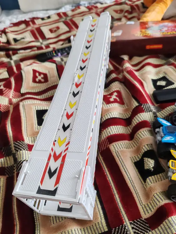 Машинка с прицепом