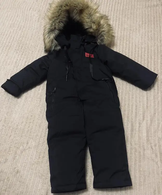 Теплый зимний комбинезон