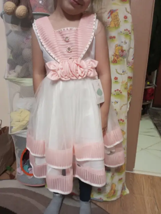 Новое нарядное платье