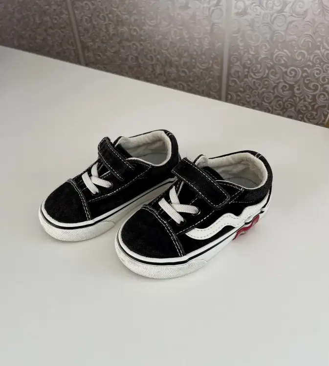 Кеды 21 размер (14 см стелька)