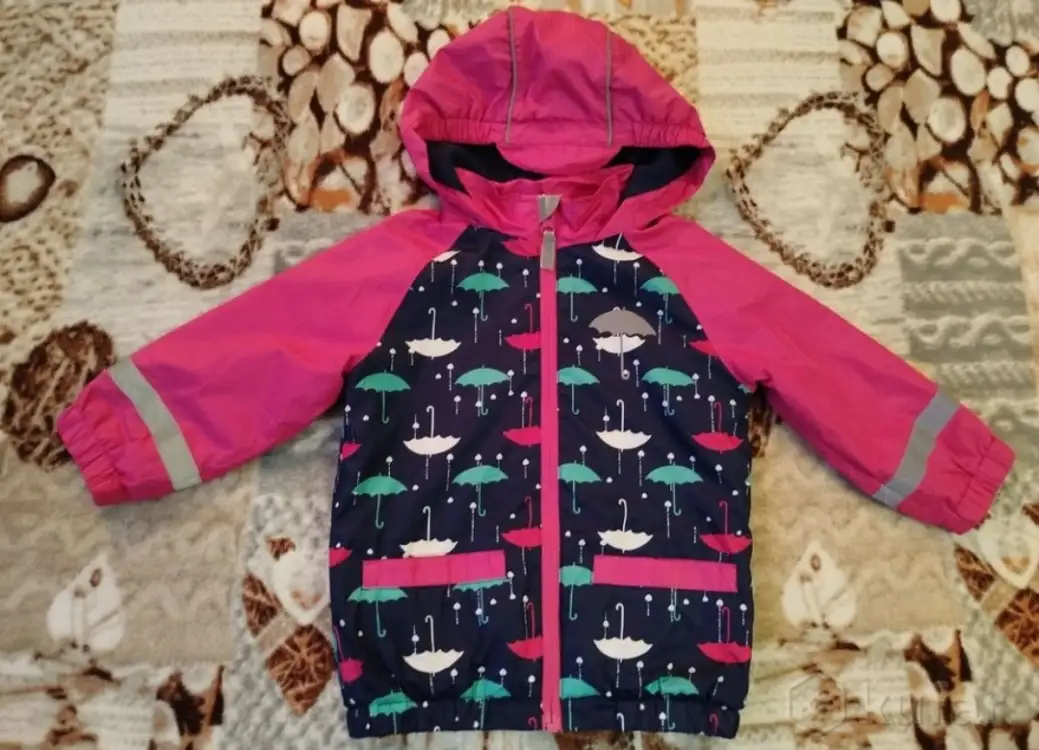 Ветровка для девочки