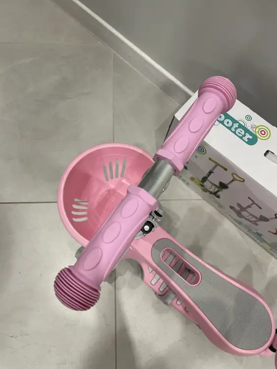 Самокат для малышки