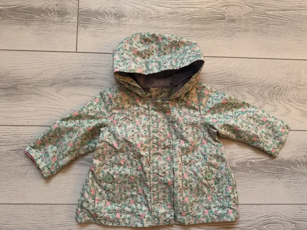 Куртки для девочки на рост 80-86 весна