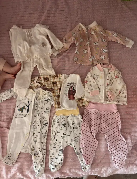 Одежда для малышей 0-3 мес в хорошем состоянии