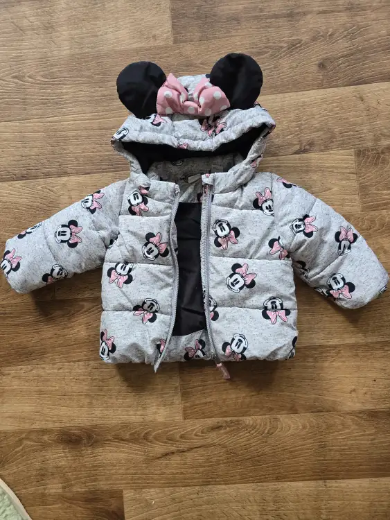 Теплая куртка на рост 74-80.