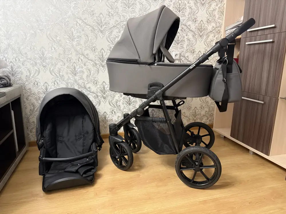 Детская коляска модульная Pituso Tossa 2 в 1