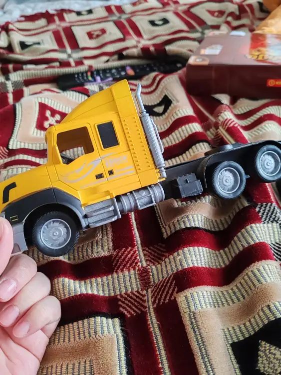 Машинка с прицепом