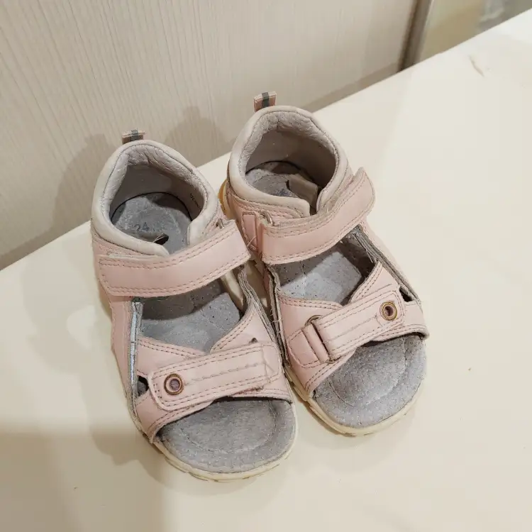 Босоножки лот