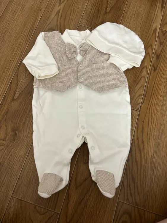 Костюм детский для новорожденного на выписку