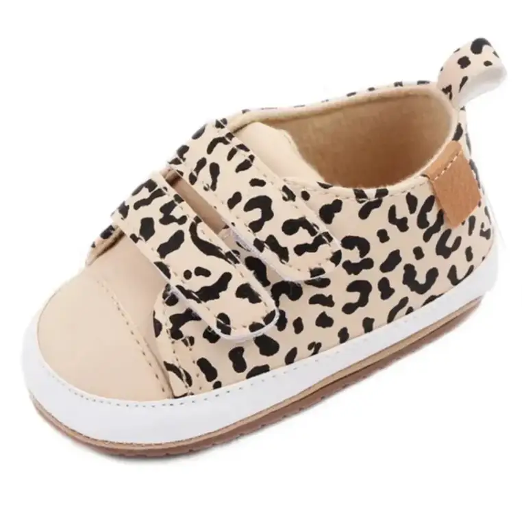 Пинетки для малышки.