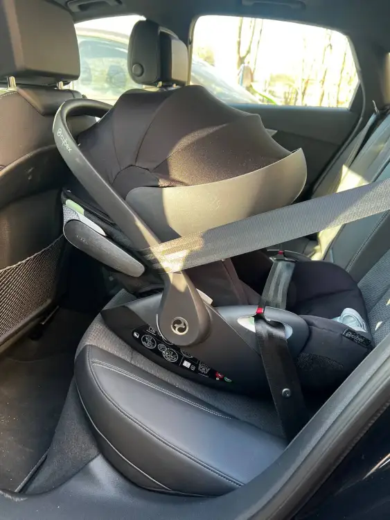 Автолюлька Cybex Cloud T I-size Plus