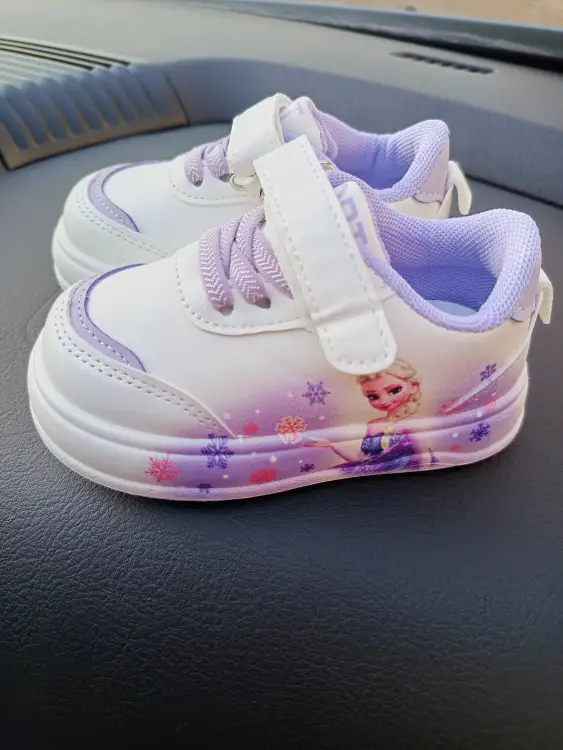 Кроссовки Эльза весна размер 21