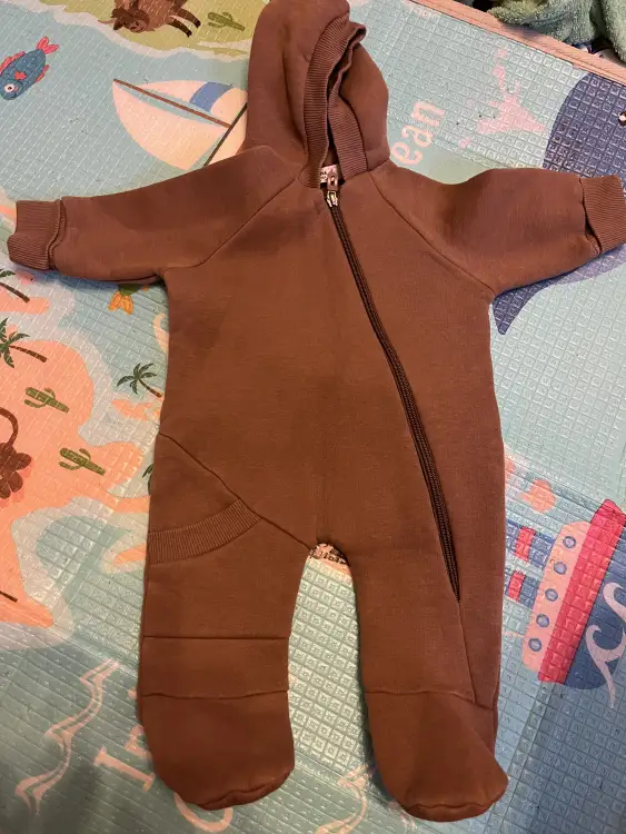 Комбинезон новый 62 рр.