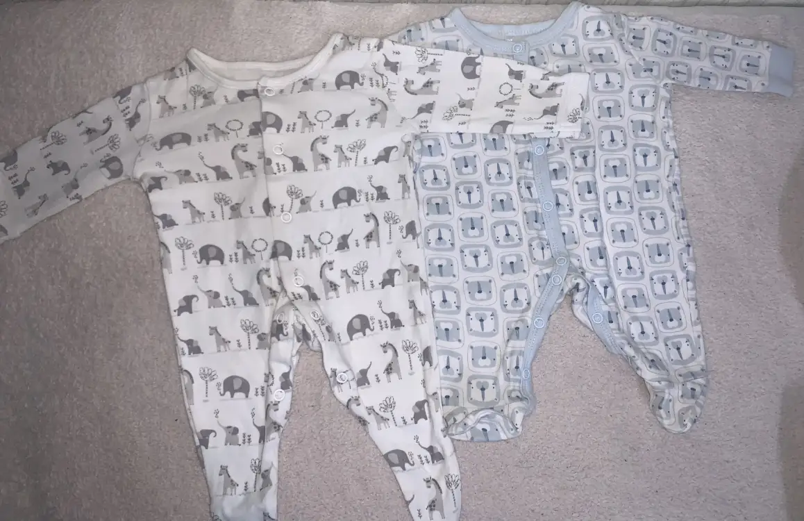 Лот комбинезонов для новорождённого